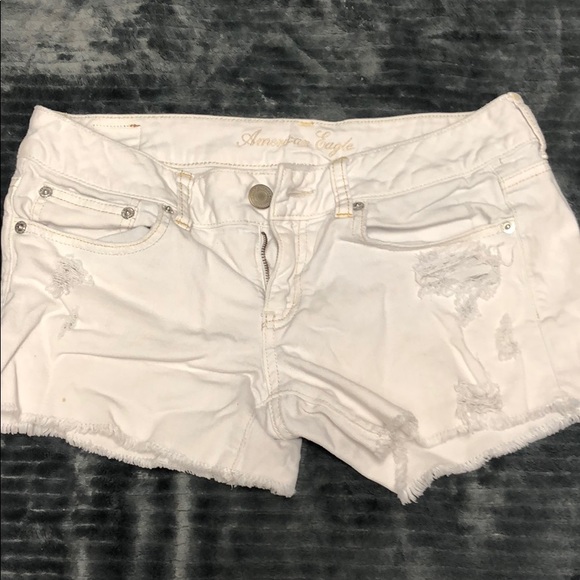 White American Eagle shorts - Picture 1 of 2